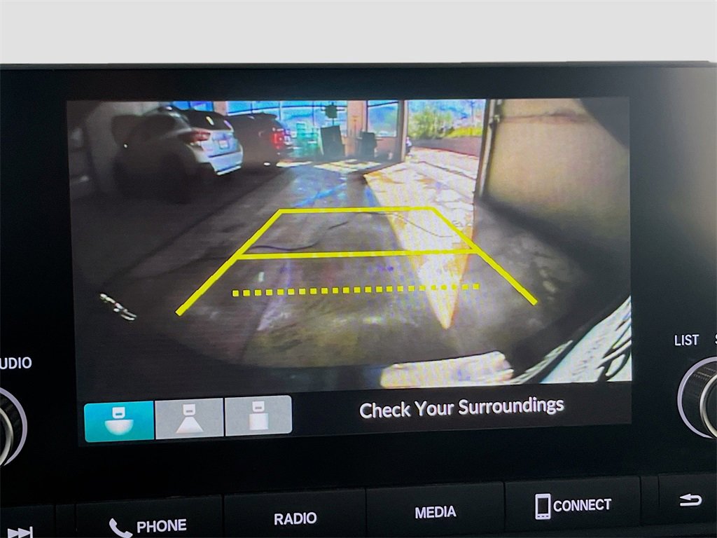 Used 2023 Honda HR-V LX image 13