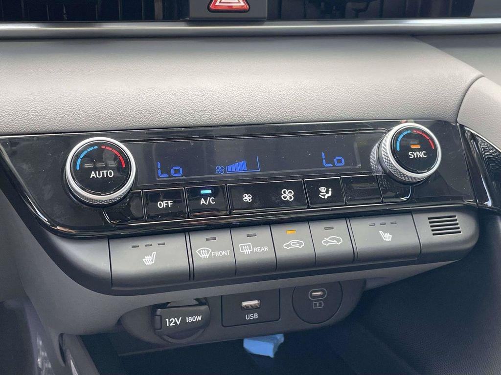 New 2026 Hyundai Elantra SEL Sport Premium FWD image 40