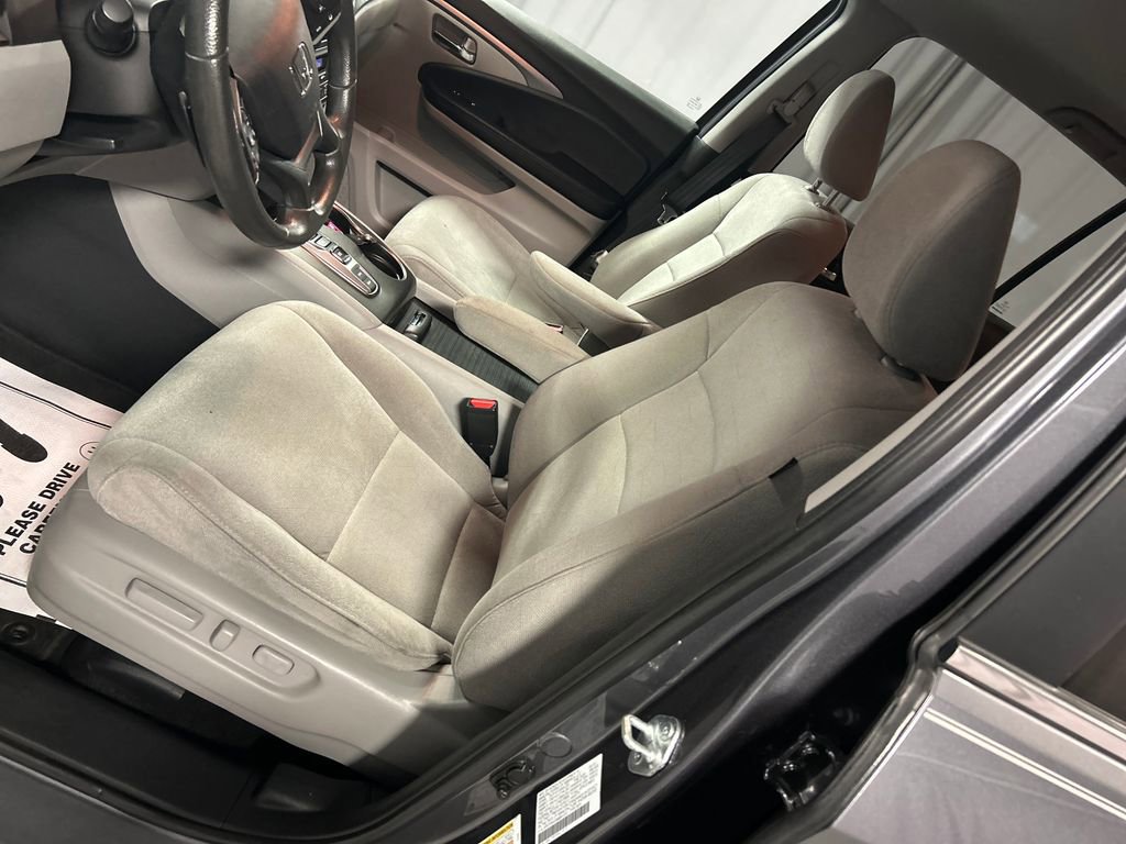 Used 2021 Honda Pilot EX image 10