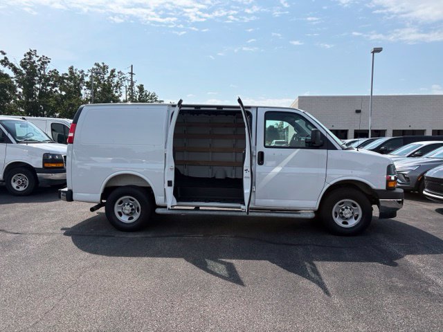 Used 2025 Chevrolet Express 2500 w/ Driver Convenience Package RWD image 12