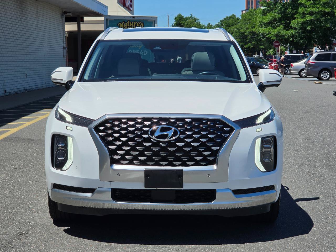 Used 2022 Hyundai Palisade Calligraphy AWD/4WD image 2
