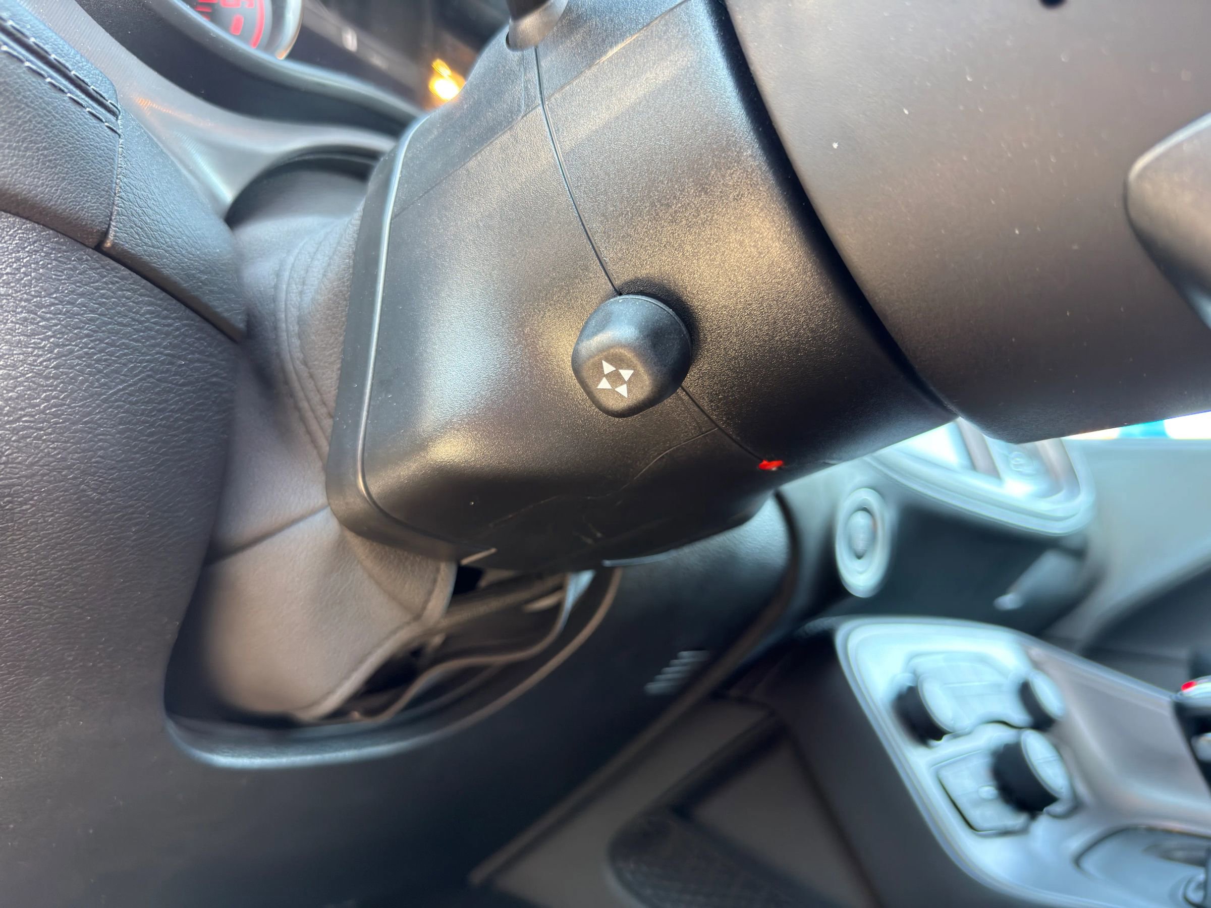 Used 2023 Dodge Challenger R/T w/ Plus Package image 27