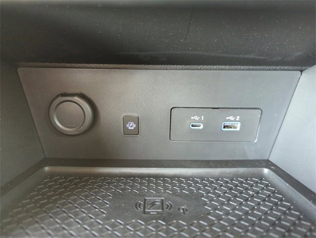 New 2025 Nissan Pathfinder Platinum w/ Lighting Package (N92) image 39