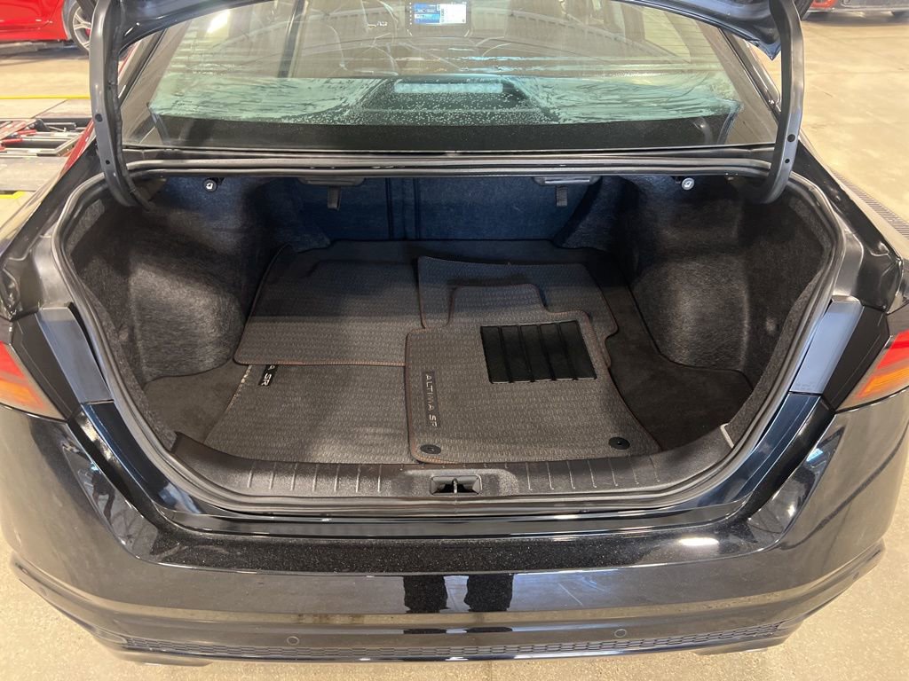 Certified 2024 Nissan Altima 2.5 SR w/ SR Premium Package image 13