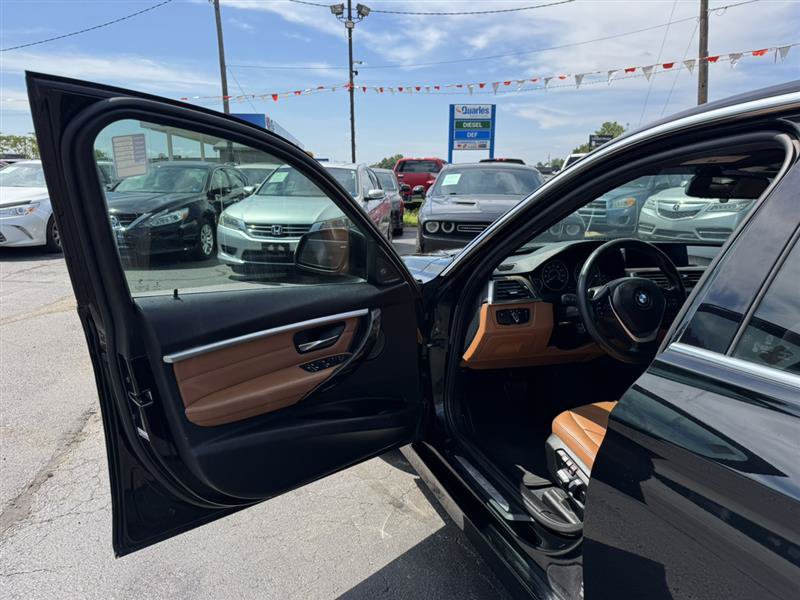 Used 2016 BMW 340i xDrive Sedan AWD/4WD image 22