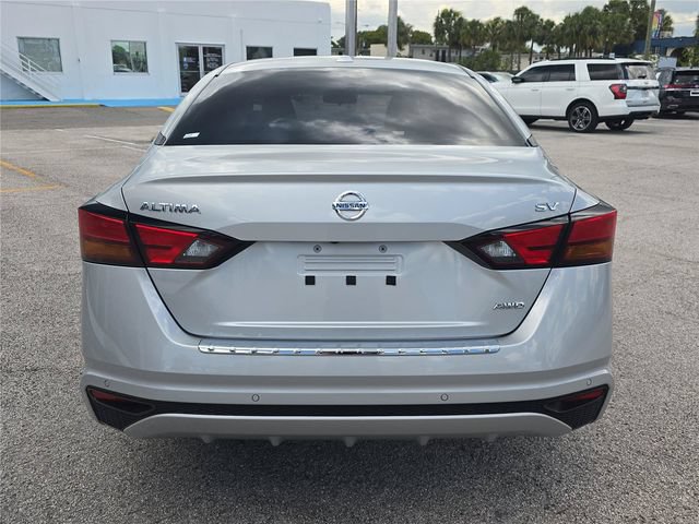 Used 2022 Nissan Altima 2.5 SV AWD/4WD image 5