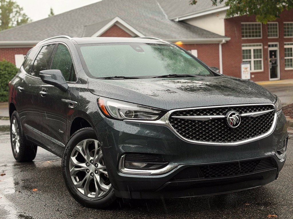 Used 2019 Buick Enclave Avenir w/ Avenir Technology Package FWD image 8