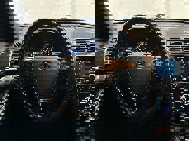 Used 2017 Ford Explorer Limited image 14