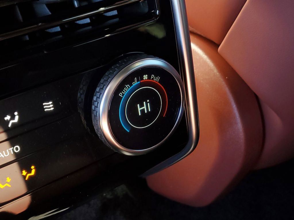 New 2026 Land Rover Range Rover SE image 26