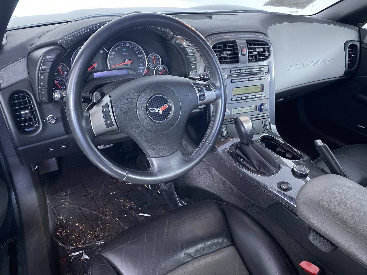 Used 2009 Chevrolet Corvette Convertible w/ Preferred Equipment Group RWD image 2