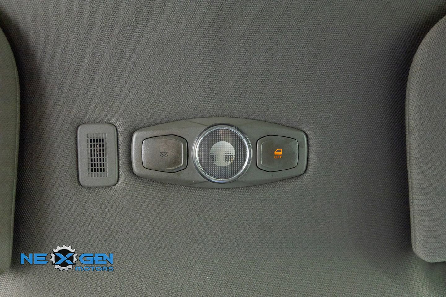 Used 2020 Ford F150 XL w/ Equipment Group 101A Mid AWD/4WD image 17