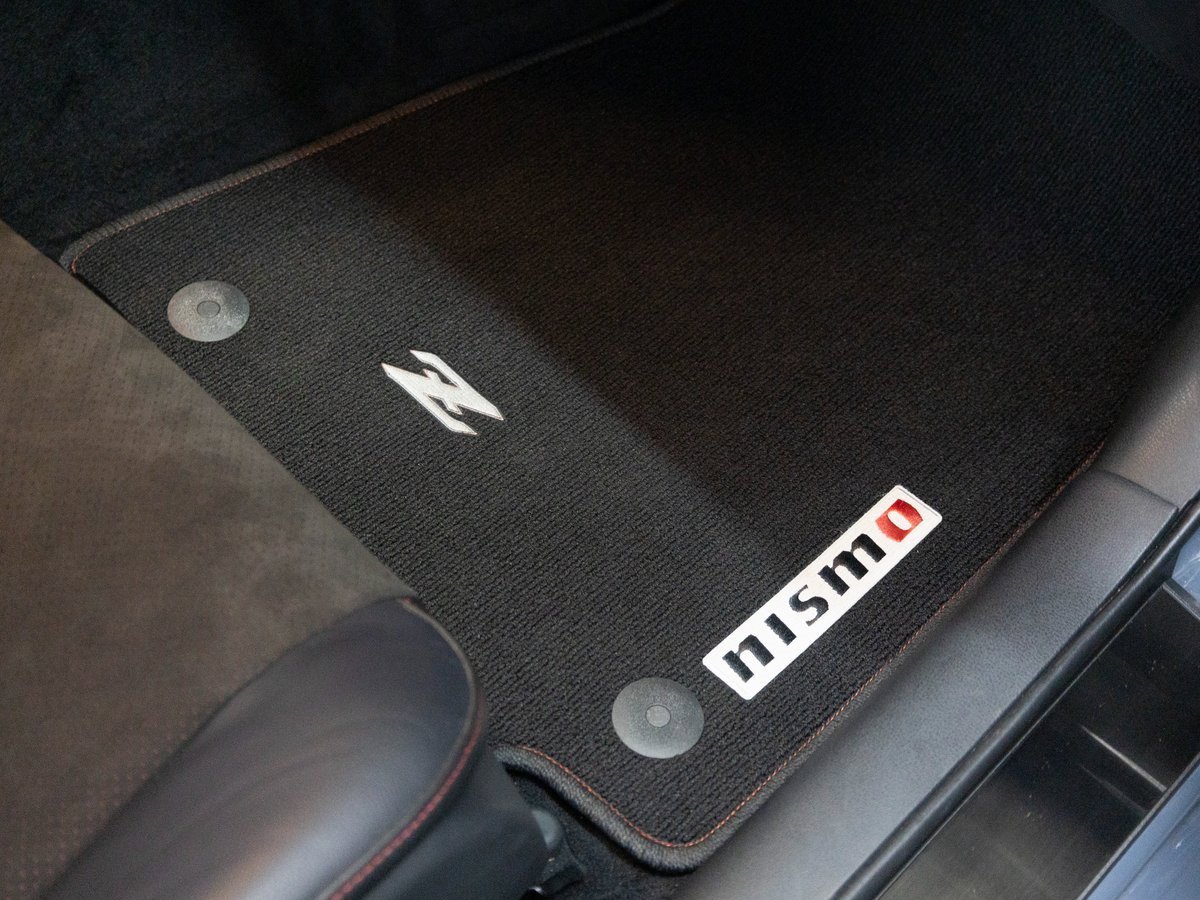 Used 2024 Nissan Z NISMO w/ Floor Mat Package image 29