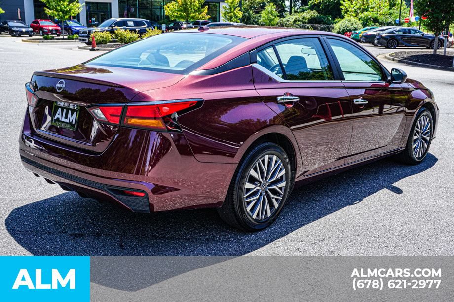 Used 2025 Nissan Altima 2.5 SV FWD image 5