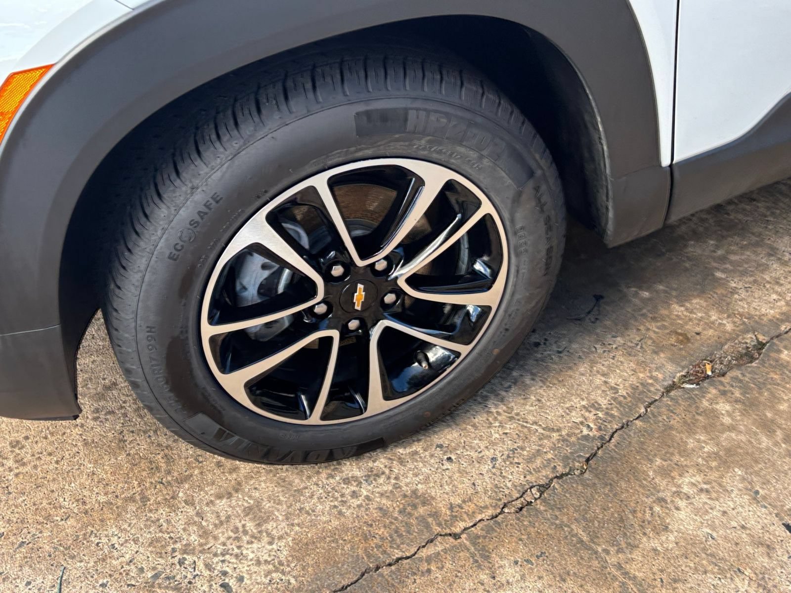 Used 2025 Chevrolet TrailBlazer LT FWD image 25