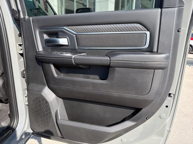 New 2026 RAM 2500 Big Horn AWD/4WD image 33
