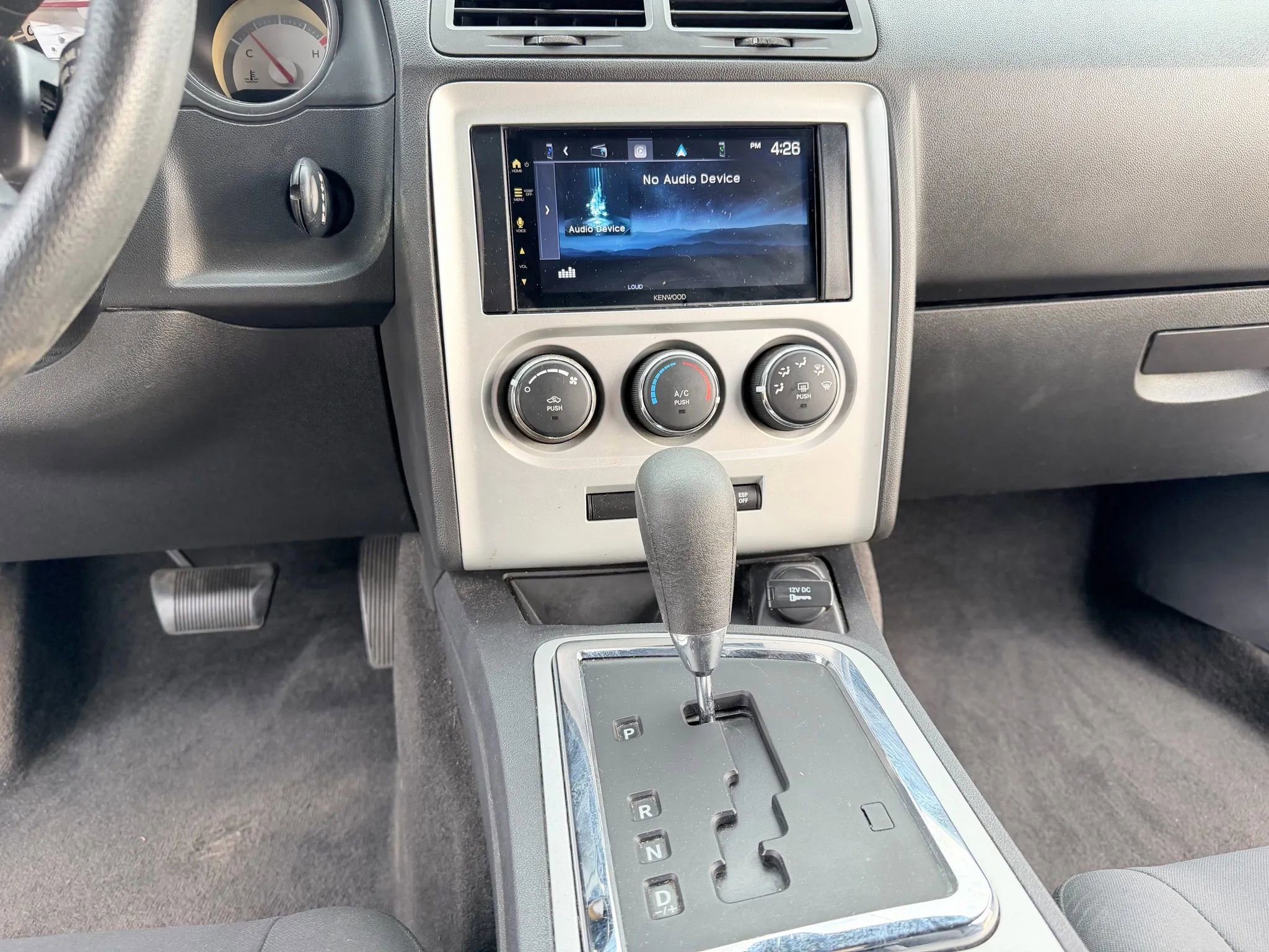 Used 2010 Dodge Challenger SE image 18