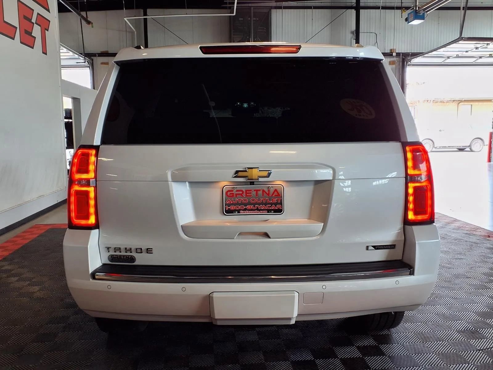 Used 2017 Chevrolet Tahoe Premier AWD/4WD image 5