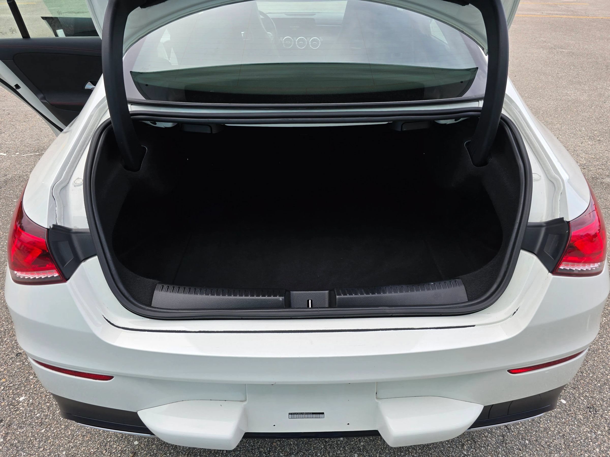 Used 2020 Mercedes-Benz CLA 250 image 33