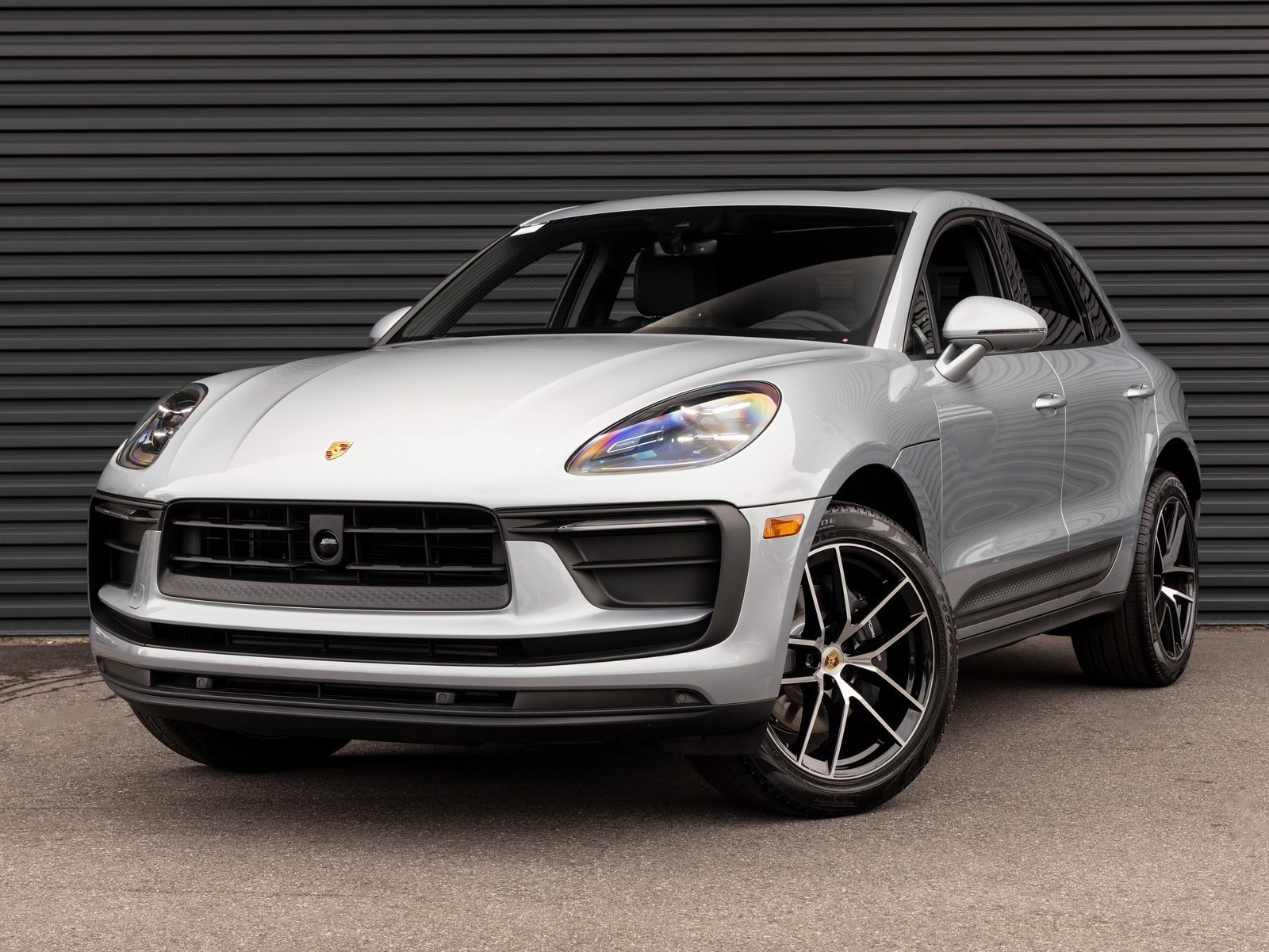 Used 2025 Porsche Macan