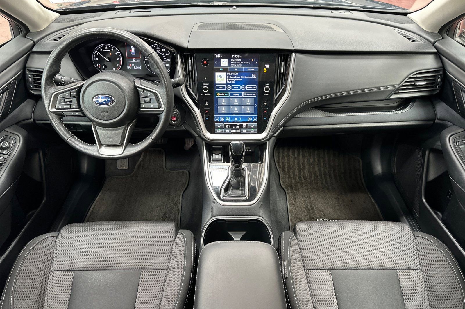 Used 2025 Subaru Outback Premium image 18