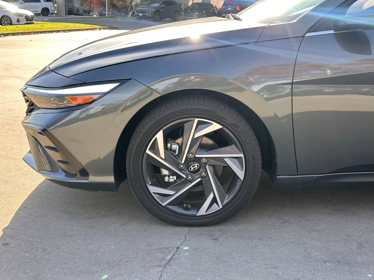 Certified 2024 Hyundai Elantra Limited image 6