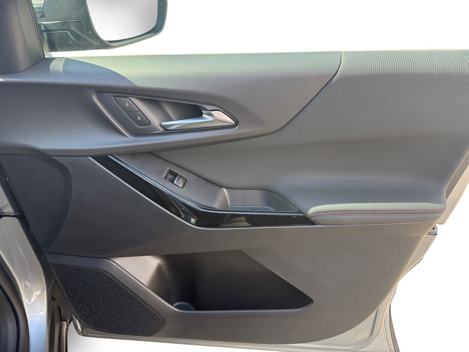 New 2026 Chevrolet Equinox RS w/ Convenience Package III image 26