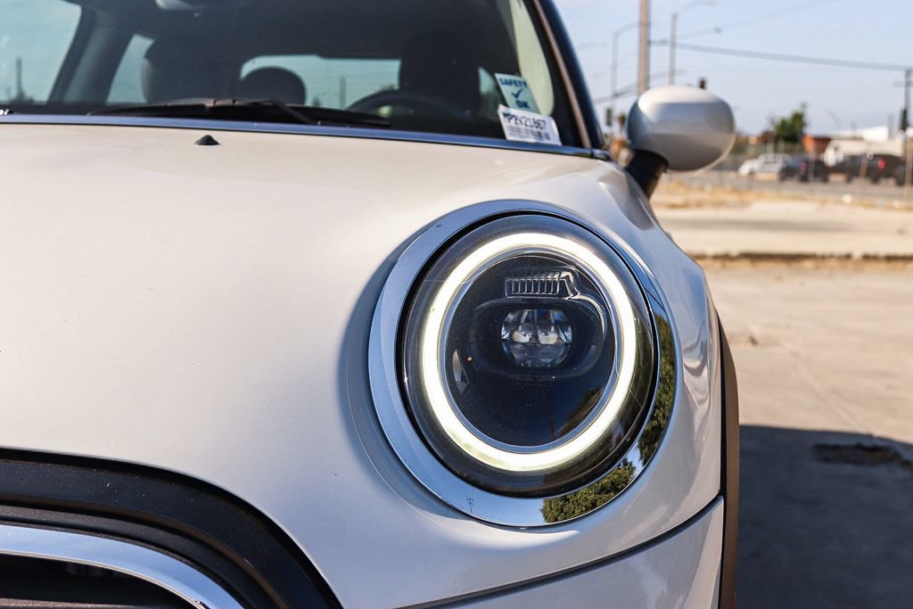 Used 2024 MINI Cooper 2-Door Hardtop FWD image 10