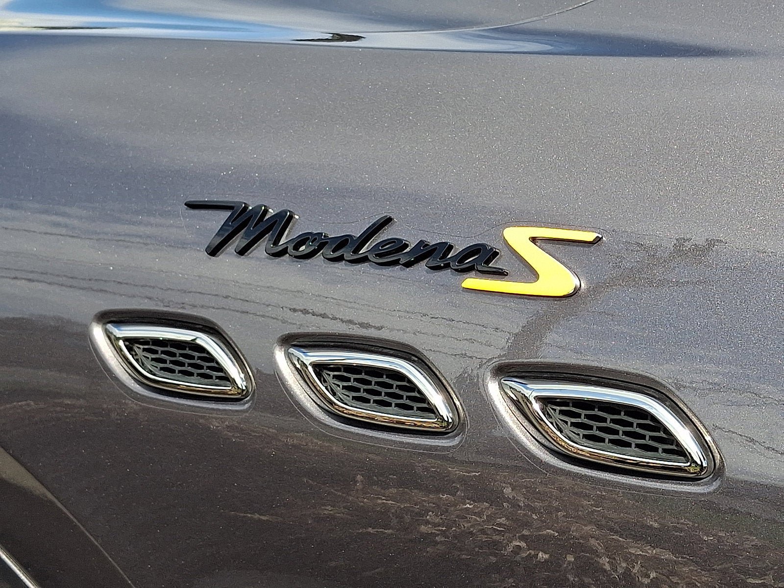 Used 2022 Maserati Levante Modena S image 33