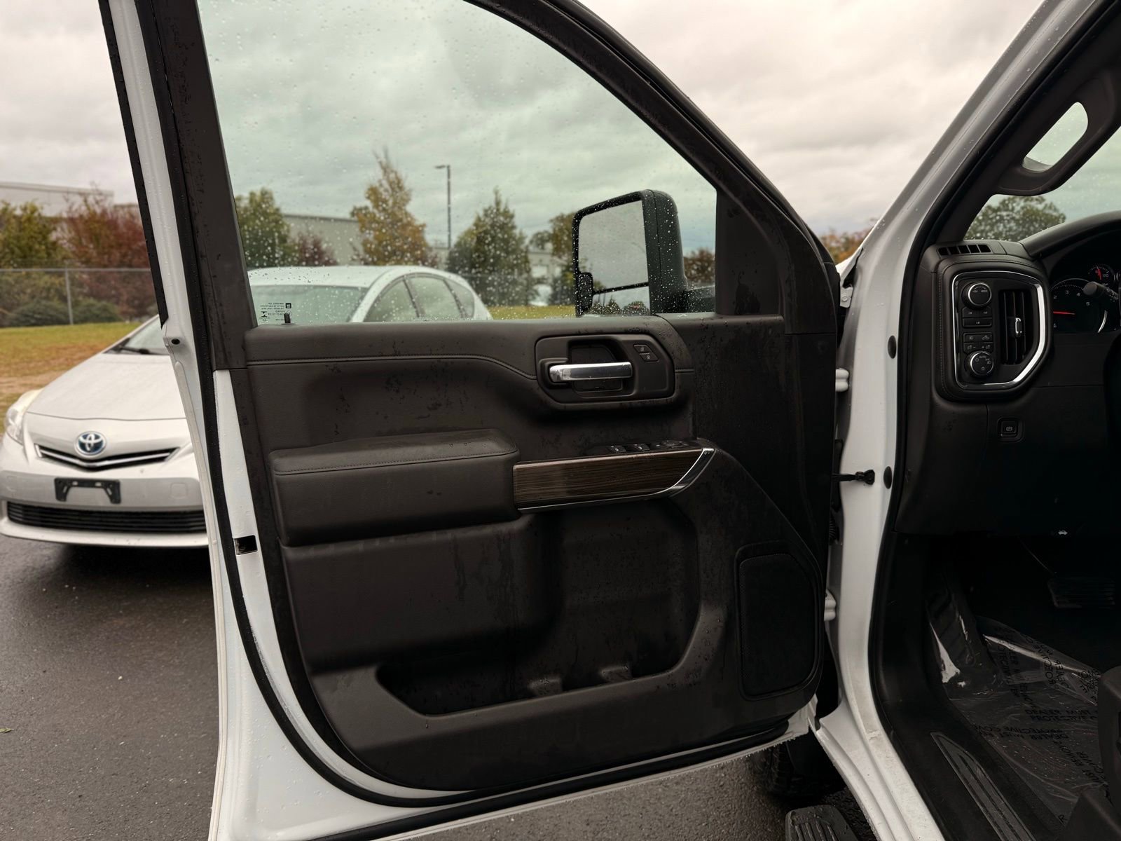 Used 2023 Chevrolet Silverado 3500 LT w/ Convenience Package image 15