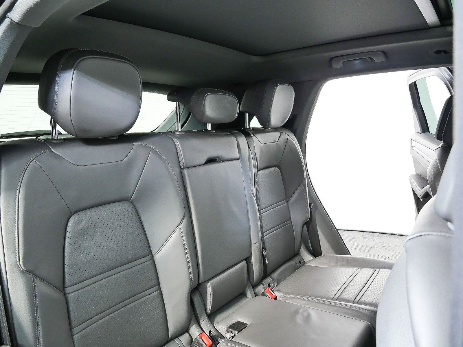 Certified 2021 Porsche Cayenne AWD/4WD image 24