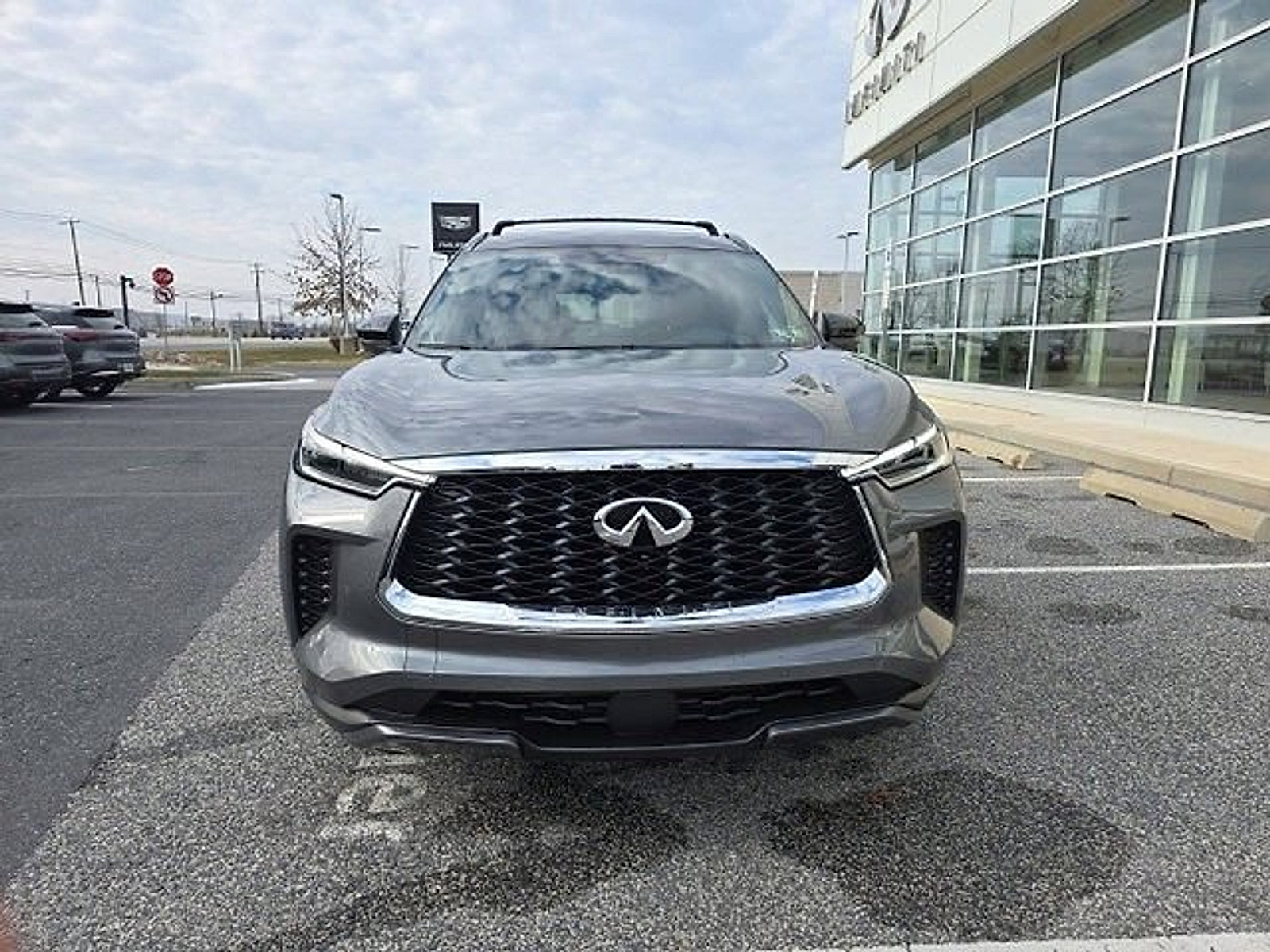 Certified 2025 INFINITI QX60 Autograph w/ Cargo Package AWD/4WD image 2