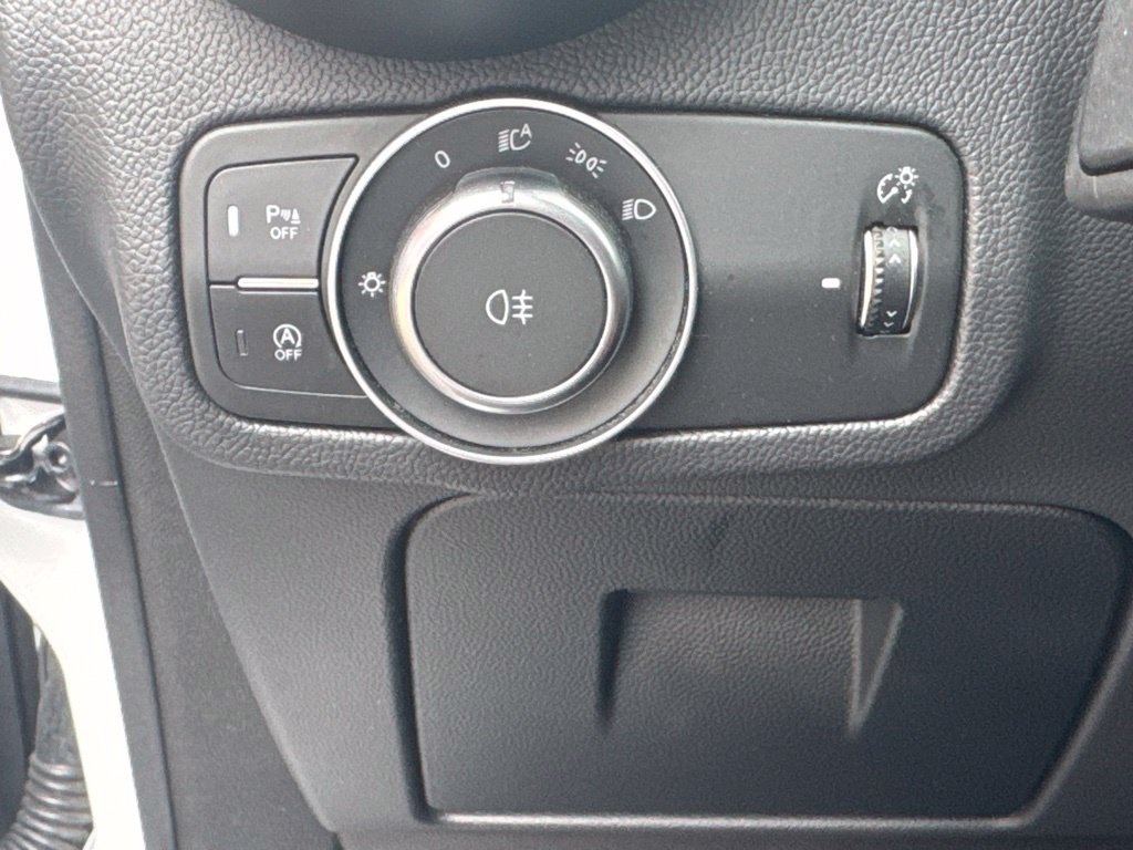 Used 2023 Alfa Romeo Stelvio Veloce AWD/4WD image 39