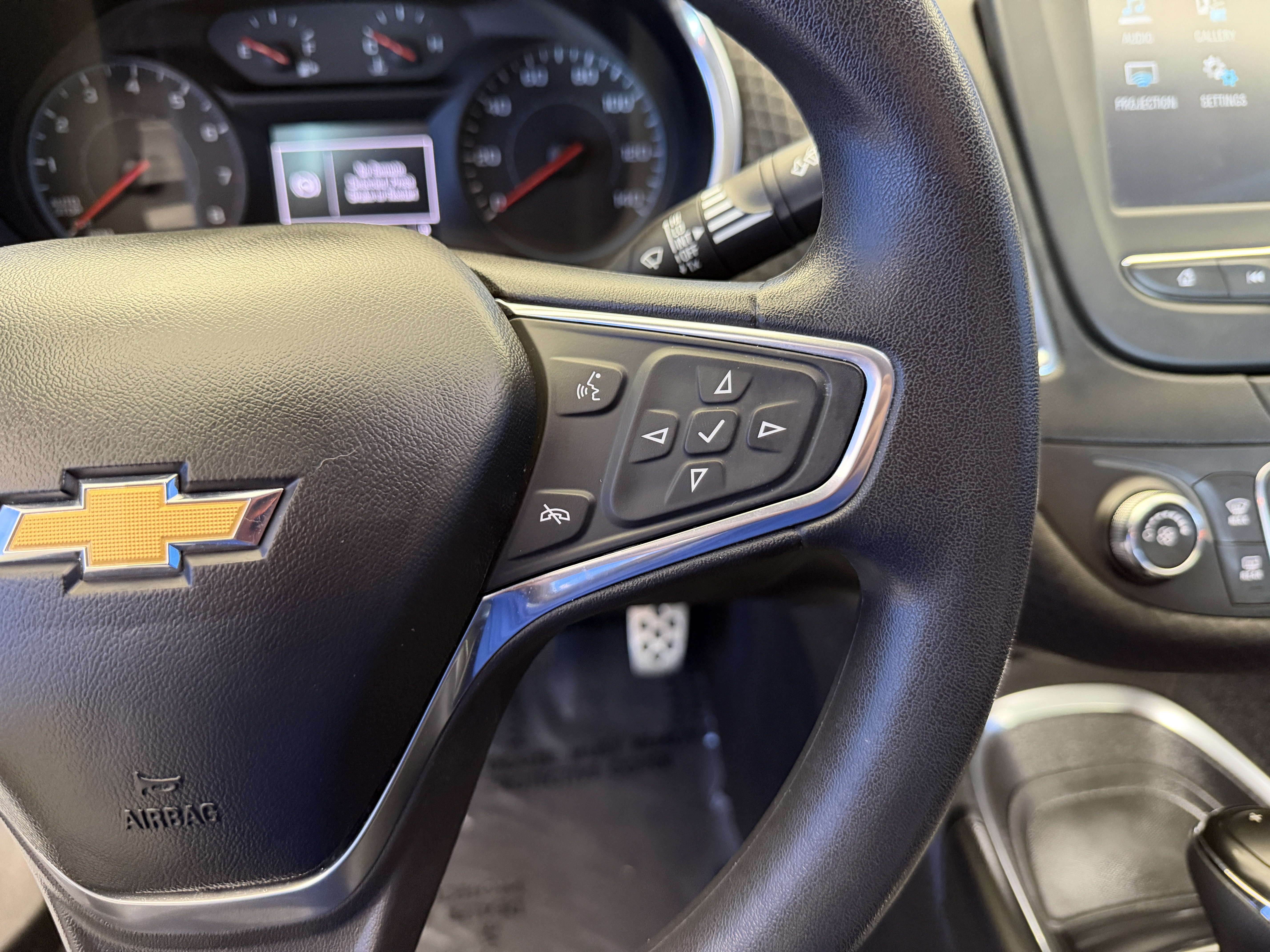 Used 2016 Chevrolet Malibu LT FWD image 16