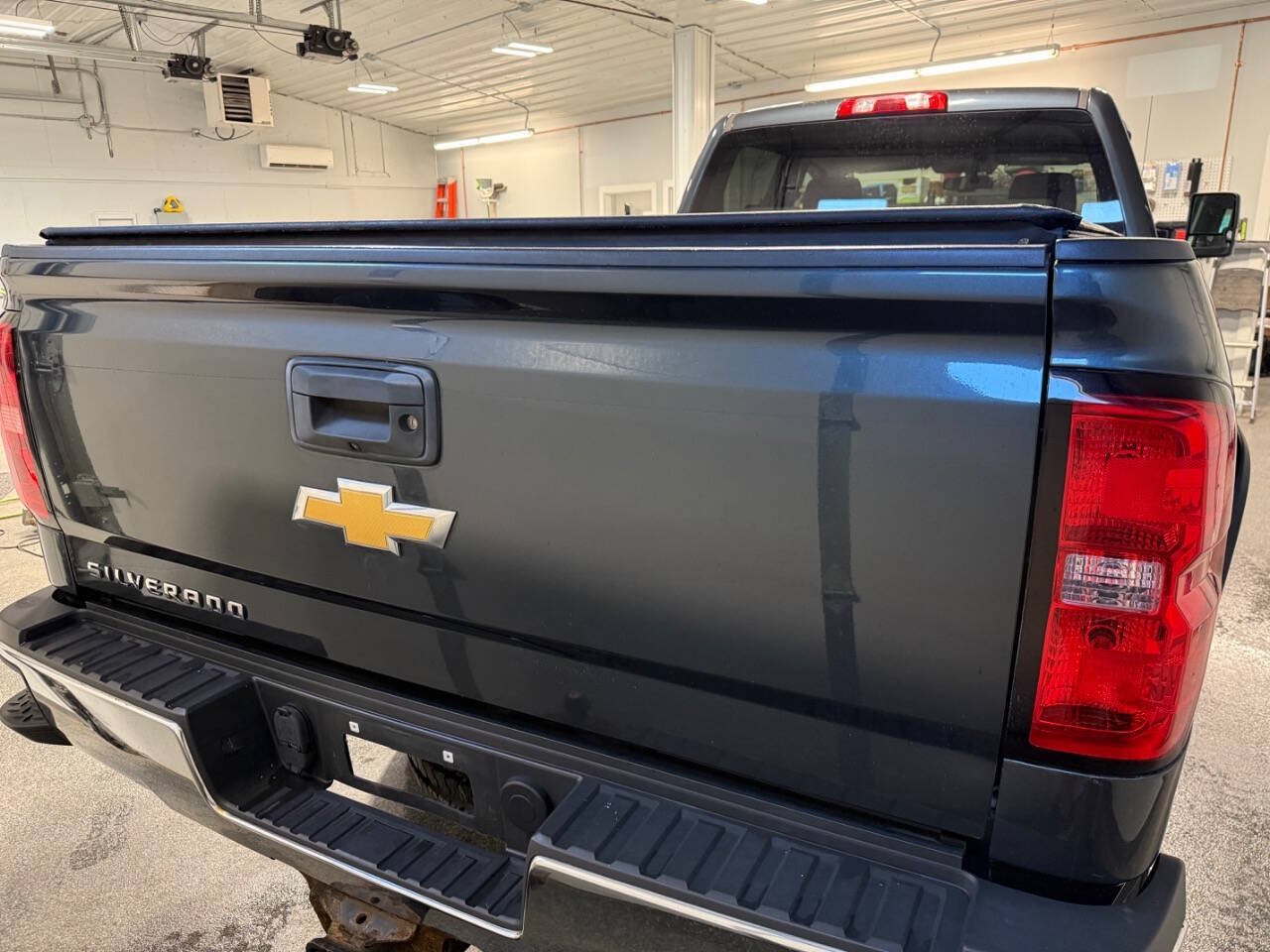 Used 2017 Chevrolet Silverado 2500 W/T w/ WT Convenience Package AWD/4WD image 9