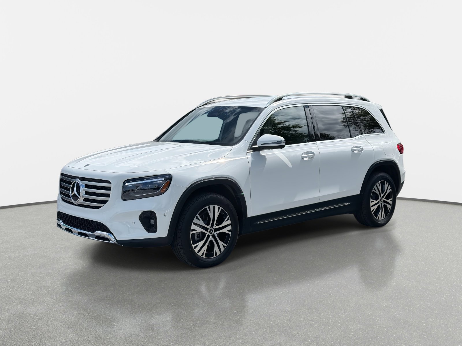 Used 2026 Mercedes-Benz GLB 250 4MATIC image 7