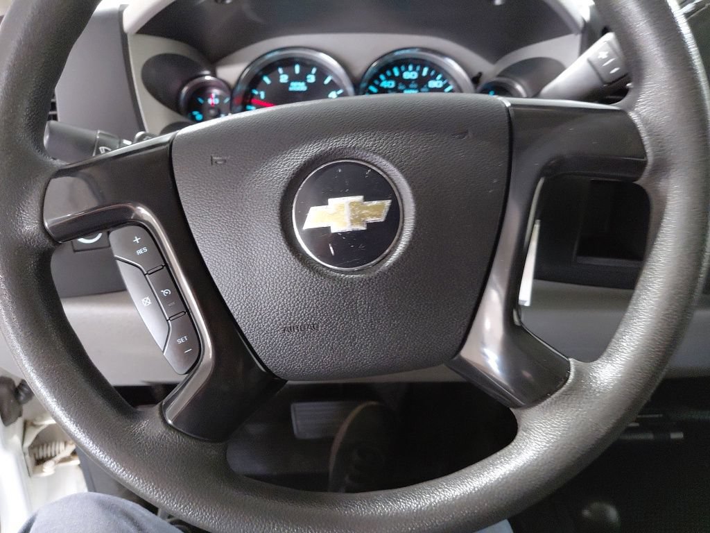 Used 2008 Chevrolet Silverado 2500 W/T AWD/4WD image 25