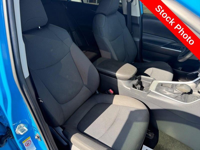 Used 2019 Toyota RAV4 LE w/ All Weather Liner Package FWD image 11