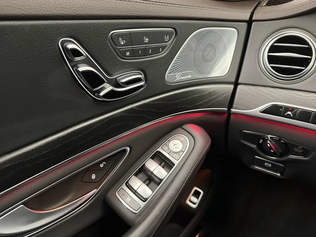 Used 2018 Mercedes-Benz S 560 4MATIC Sedan image 15