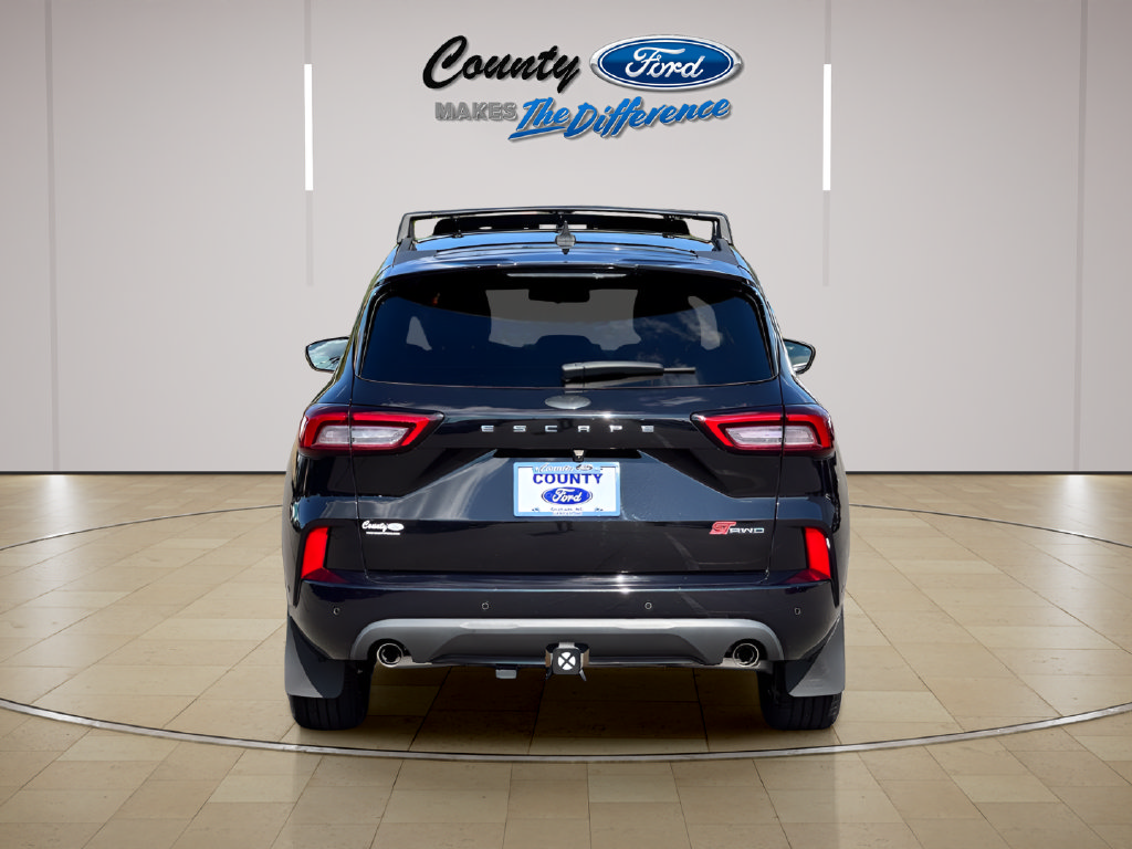 Used 2023 Ford Escape ST-Line Elite w/ Premium Technology Package AWD/4WD image 4