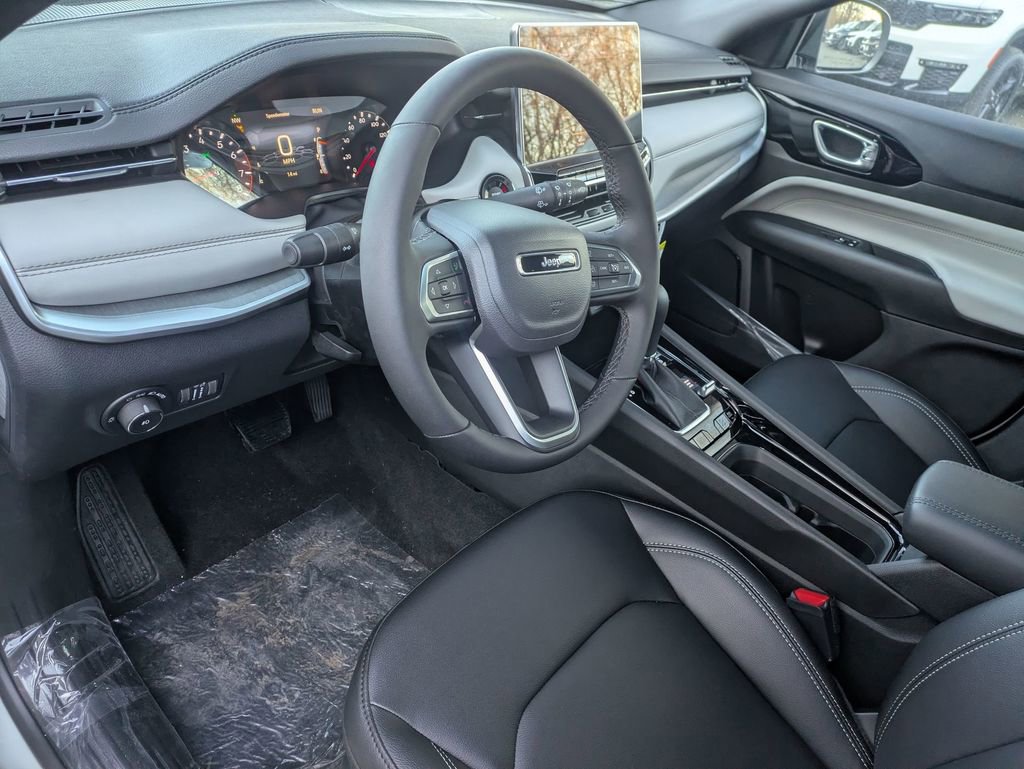 New 2026 Jeep Compass Limited AWD/4WD image 13