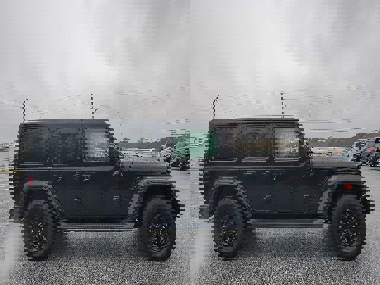 Certified 2021 Jeep Wrangler Unlimited Sahara image 2