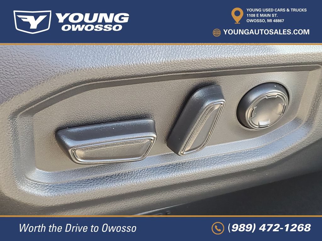 Used 2025 Toyota Sequoia Capstone AWD/4WD image 7