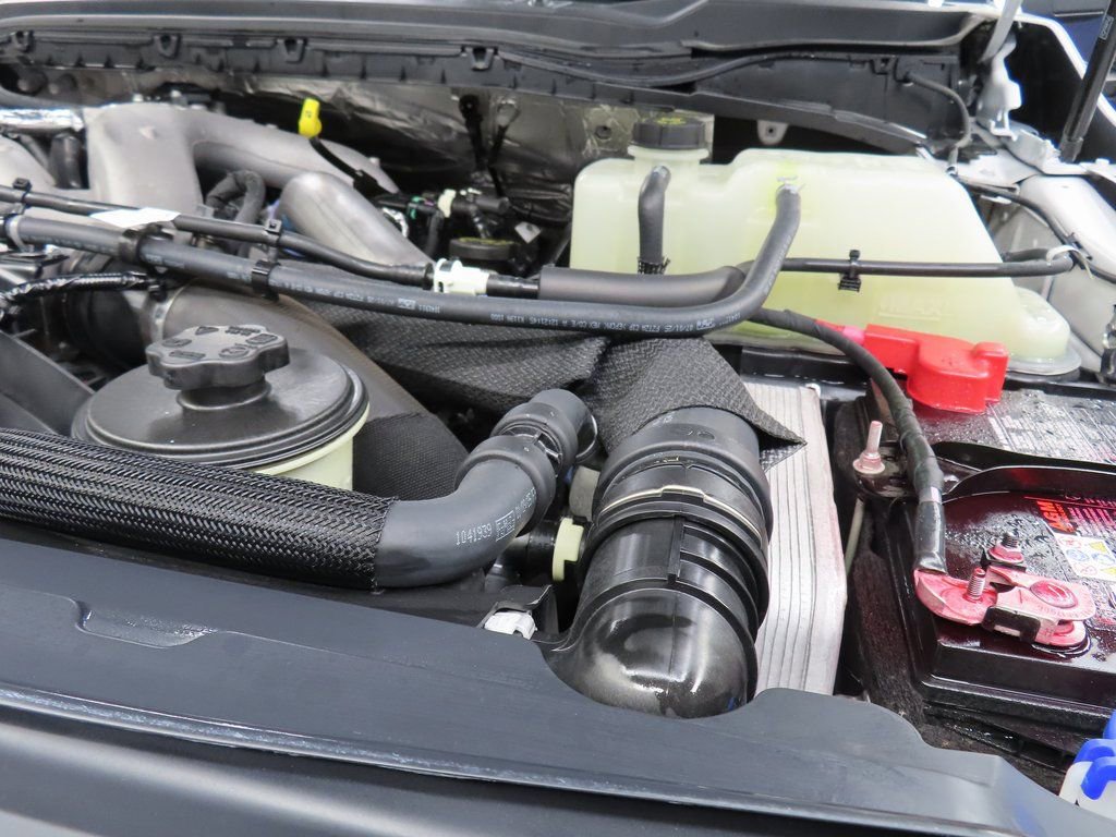 Used 2025 Ford F250 Platinum AWD/4WD image 35