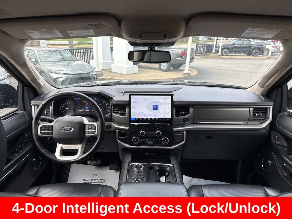 Used 2024 Ford Expedition XLT image 19