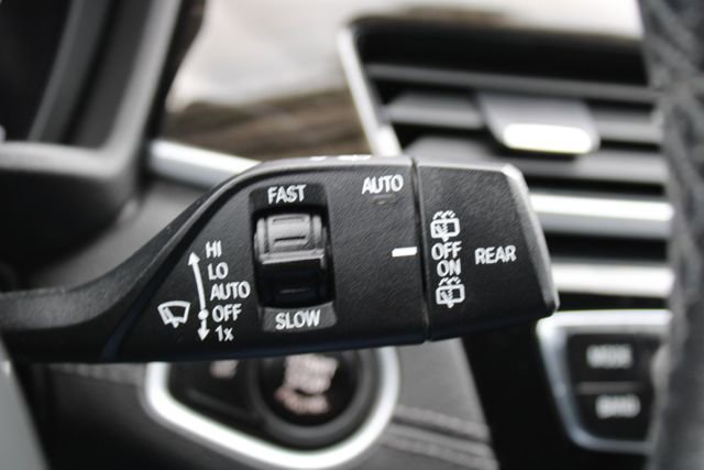 Used 2020 BMW X1 xDrive28i w/ Premium Package AWD/4WD image 34