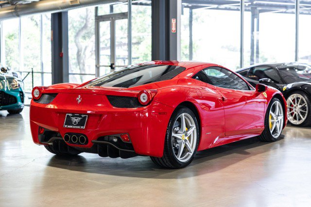 Used 2010 Ferrari 458 Italia Coupe RWD image 6
