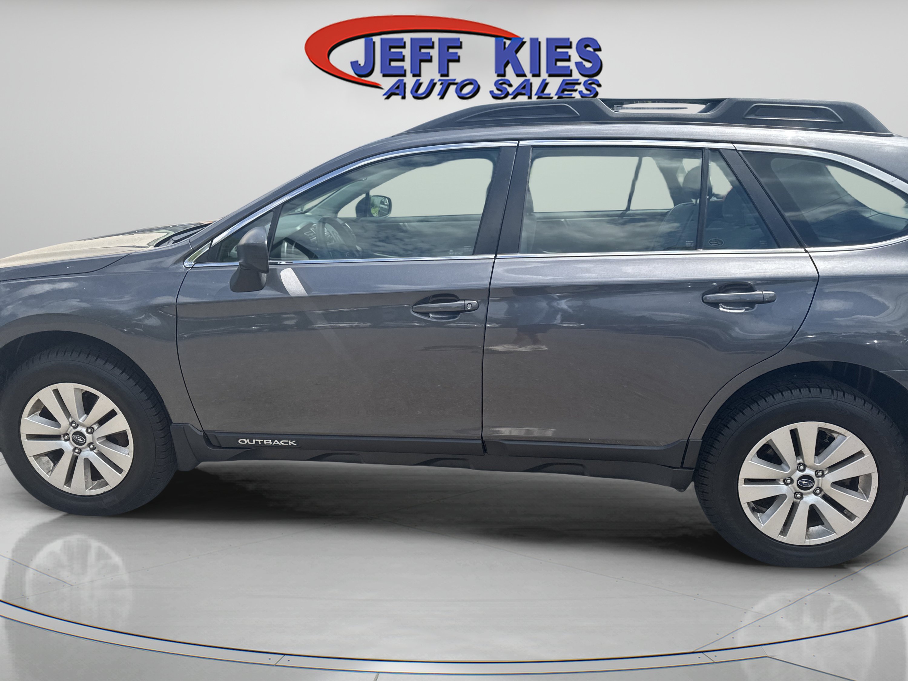 Used 2019 Subaru Outback 2.5i AWD/4WD image 8