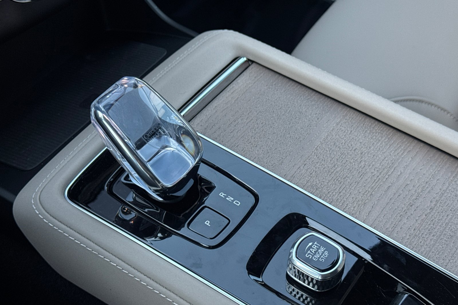 New 2026 Volvo XC90 B6 Plus image 21