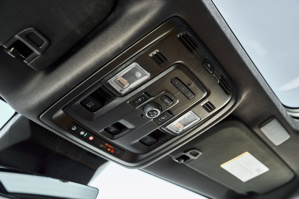 Used 2023 Cadillac Escalade ESV Sport w/ LPO, ONYX Package image 88