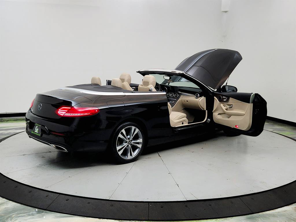 Used 2018 Mercedes-Benz C 300 Cabriolet image 11